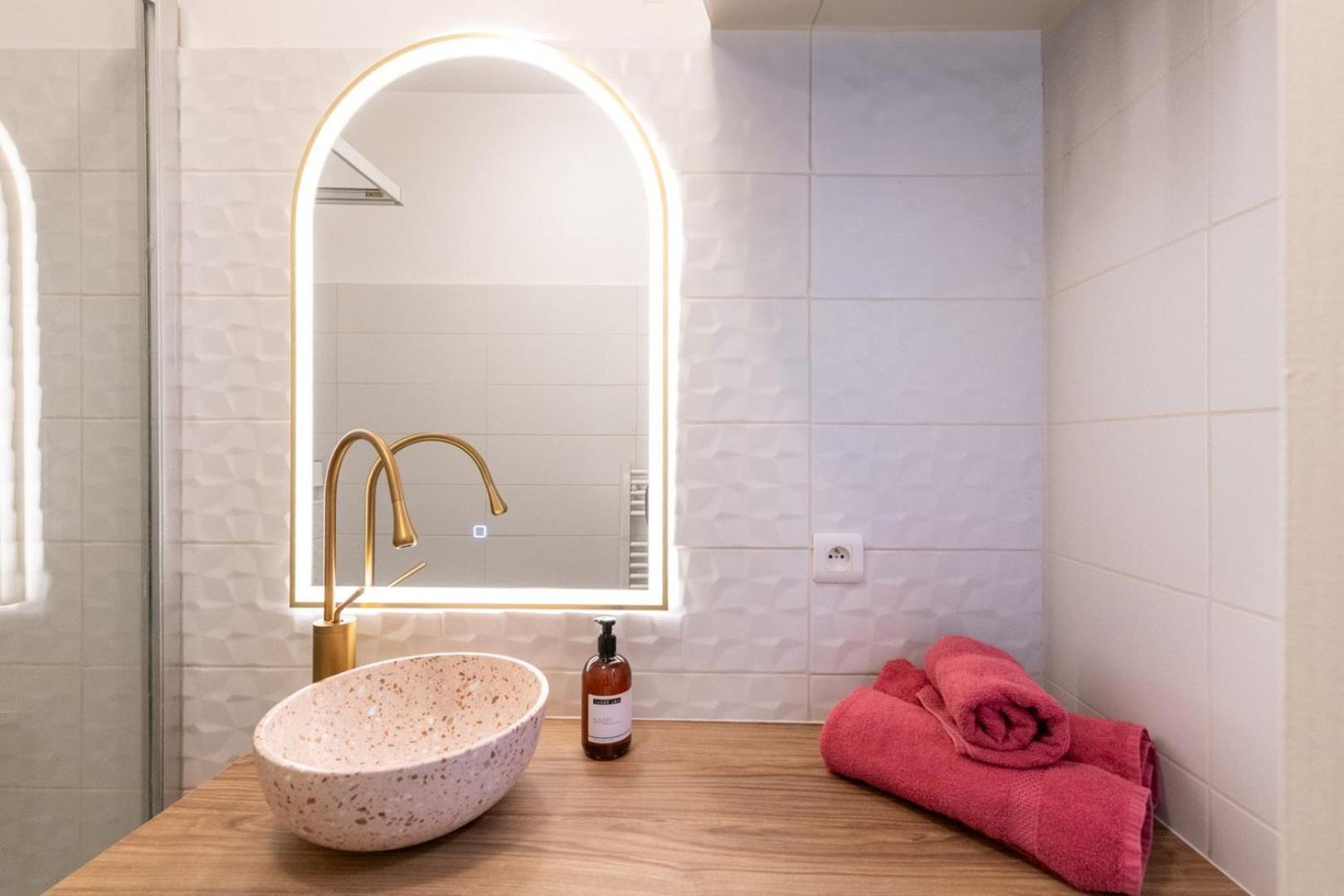 Apartmán Le Hirvi - Cocon Zen Et Epure A 10Min Vieux Lyon Exteriér fotografie