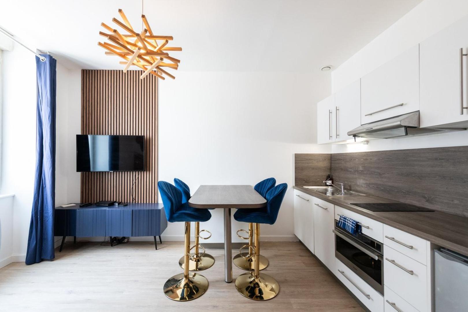 Apartmán Le Hirvi - Cocon Zen Et Epure A 10Min Vieux Lyon Exteriér fotografie